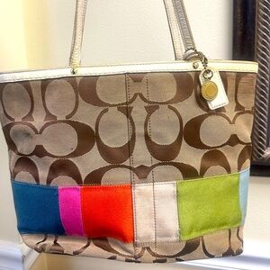 Vintage Coach ❤️